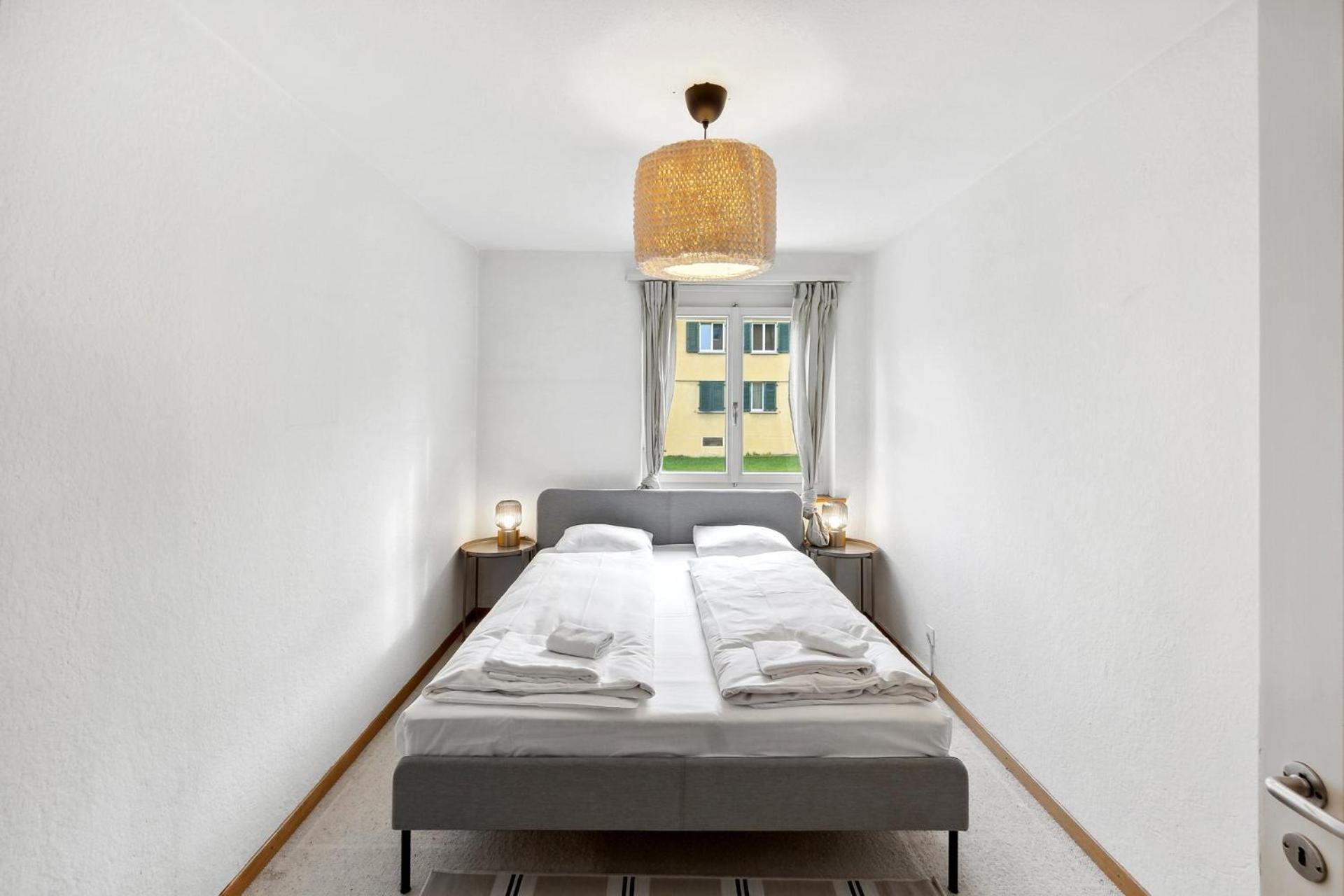 Cozy 2 Bedroom Apartment In Zurigo Esterno foto