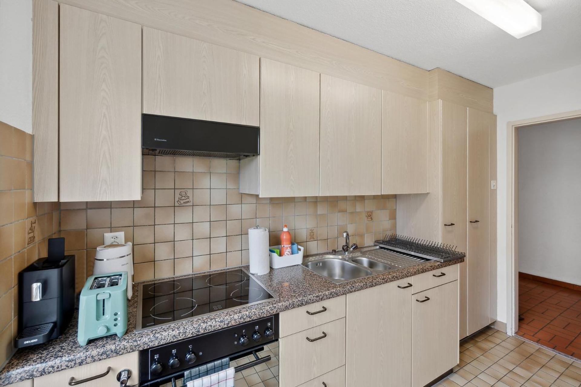 Cozy 2 Bedroom Apartment In Zurigo Esterno foto